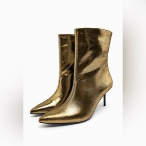 ZARA METALLIC THIN HEEL ANKLE BOOTS IN GOLD . SIZE 10/41